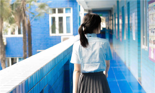 茂县如何找到一个可以帮助我生孩子的女人？